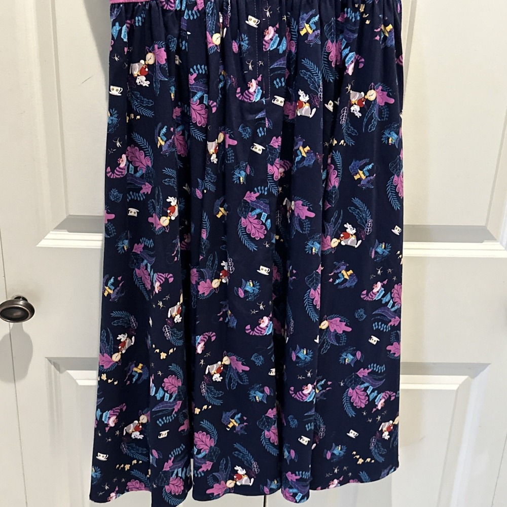 The Dress Shop Disney Her Universe Alice in Wonderland Tea Cup Cheshire Cat SM - Picture 9 of 12